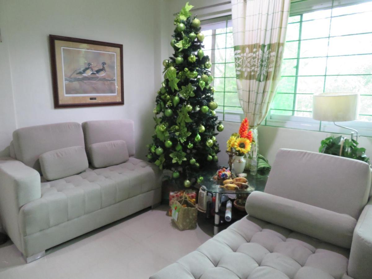 تاجيتاي All Care Bed And Breakfast المظهر الخارجي الصورة